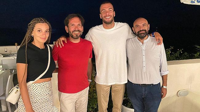 Gregorio Paltrinieri e Rossella Fiammingo ospiti al Miramare di Marinella