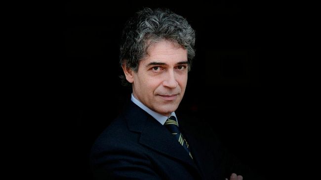 Gianfranco Jannuzzo porta in scena il suo Recital. Fa tappa a Mazara del Vallo per la rassegna Canto del Marrobbio