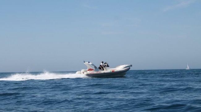 Mazara del Vallo – soccorsi velisti francesi in difficoltà