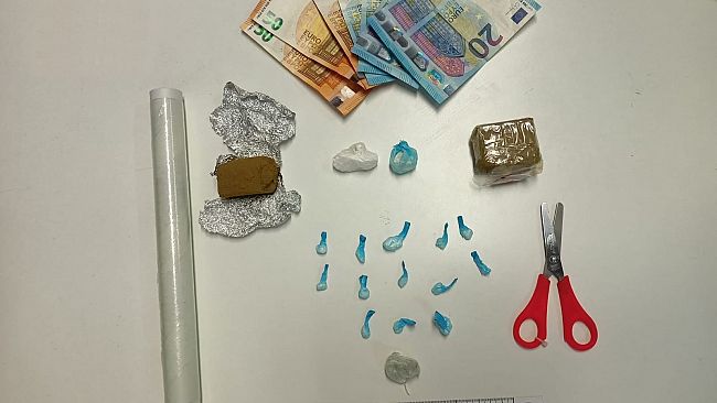 Alcamo: la Polizia arresta pregiudicato con hashish e cocaina pronte per lo spaccio
