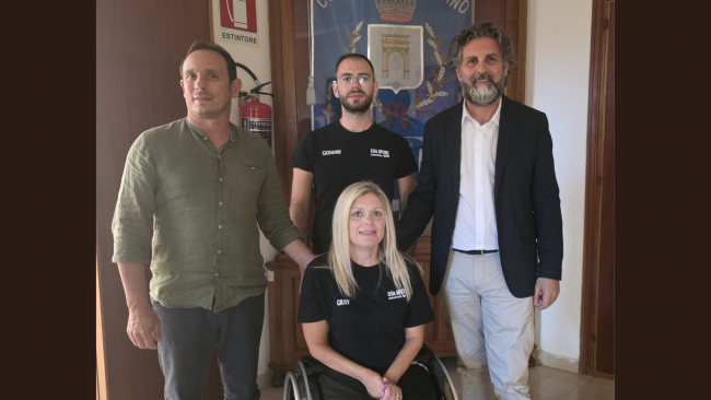 Petrosino, il sindaco Anastasi accoglie in Comune gli atleti Giusy Barraco e Giovanni Paladino