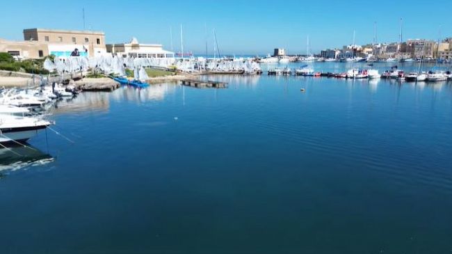 Vela: i talenti dell'Optimist brillano a Trapani tra vento e giovani promesse