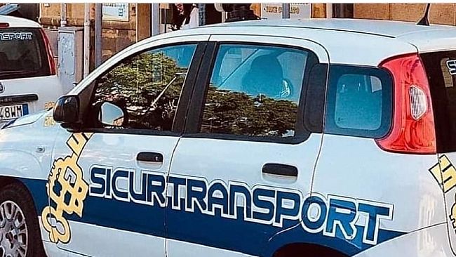 Triscina, agenti della  polizia privata Sicurtransport  bloccano due malviventi in flagranza di reato