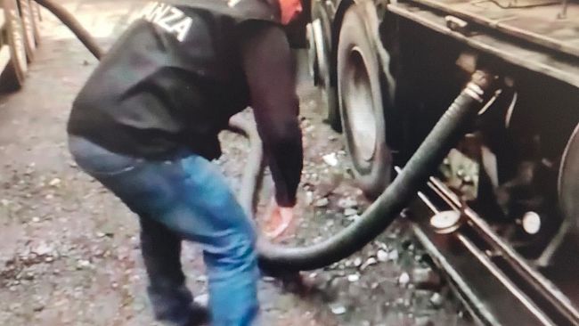 Carburanti: la Guardia di Finanza intensifica i controlli contro il caro-prezzi
