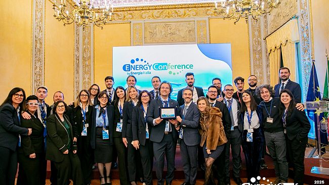 successo-per-lenergy-conference-2025-il-futuro-dellenergia-sostenibile-in-italia