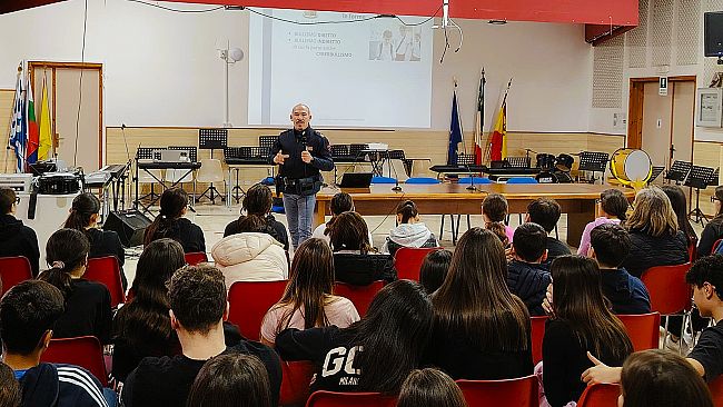 ​Questura di Trapani: incontri con gli studenti per formare i cittadini di domani