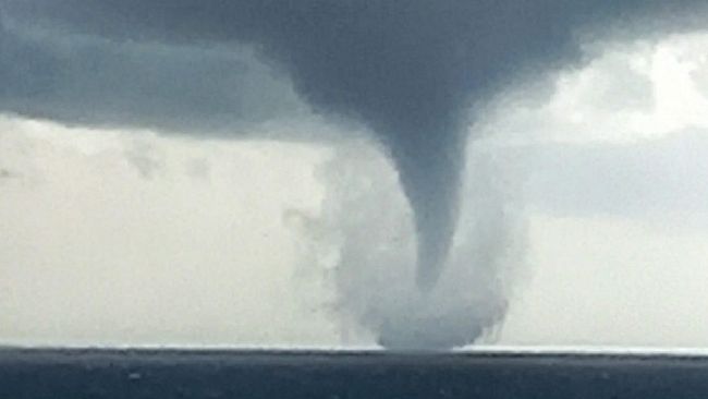 Tromba d'aria? I rimedi dei marinai ed il decalogo per mettersi in sicurezza