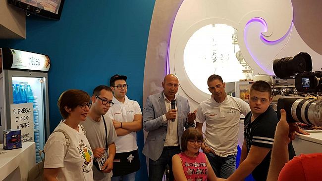 Mazara, Gelato e giostre gratis per bambini e diversamente abili.