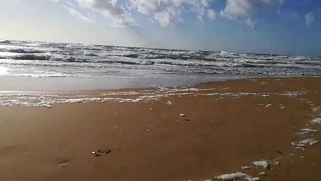Paura a Triscina: trascinate al largo sul SUP, salvate da due ragazzi in moto d'acqua