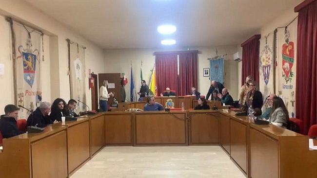 Amministrative Sambuca di Sicilia: sospesa la decisione del TAR, restano in carica i consiglieri eletti