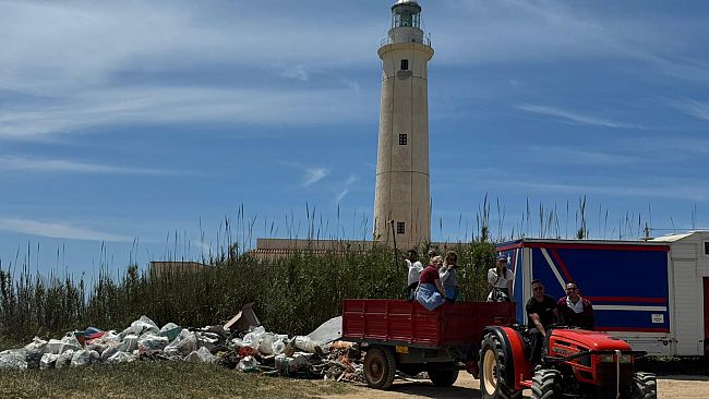 Giornata ecologica a Torretta Granitola:  raccolte quasi due tonnellate di rifiuti