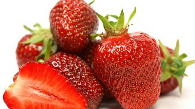 E-State in Forma – Le fragole, il frutto per eccellenza della primavera.