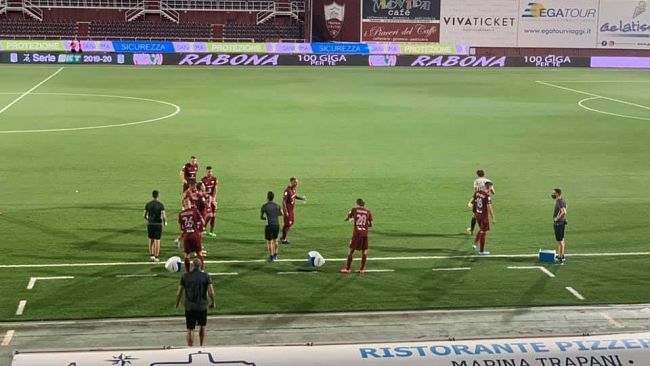 Primo tempo a reti bianche al “Provinciale” fra Trapani e Crotone