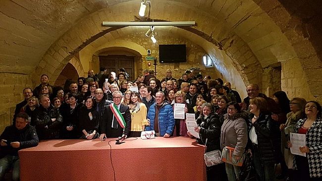 Stabilizzazione precari, firmati ieri mattina i contratti a tempo indeterminato a Partanna