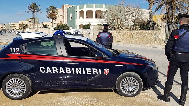 Mazara, maltrattamenti e violazioni: in carcere 33enne