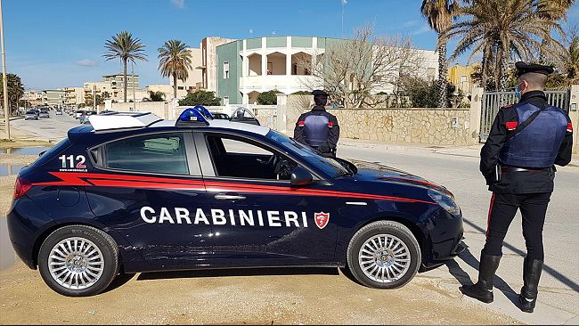 Mazara, 33enne agli arresti domiciliari trovato fuori casa dai Carabinieri. Denunciato