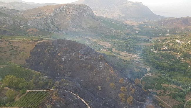 L’82º Centro CSAR doma incendio a Calatafimi
