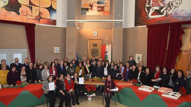 Stabilizzati 44 precari a Montevago, firmati i contratti. Il sindaco: ”Giornata storica”