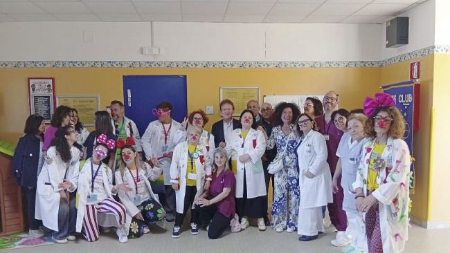 Giornata dell’Infermiere, il Kiwanis Club Erice porta doni e sorrisi ai bimbi del Sant'Antonio Abate