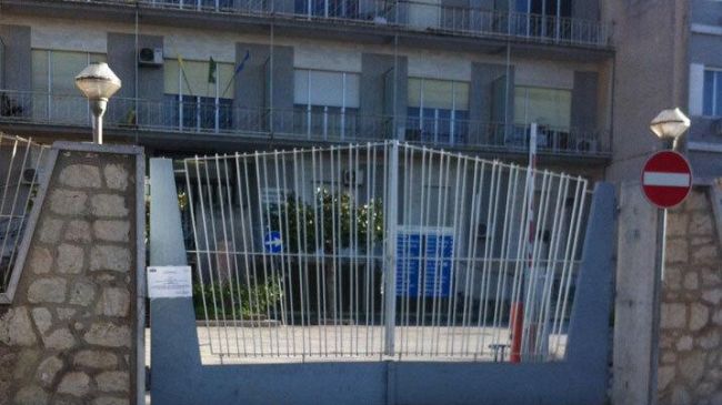 L’ospedale “Ajello” perde 18 posti letto e sarà una struttura riabilitativa. Dov’è e dov’è stata la politica?