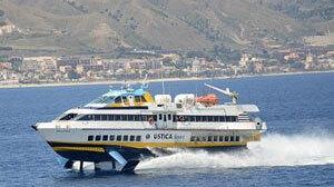 sospensione-del-servizio-della-ustica-lines