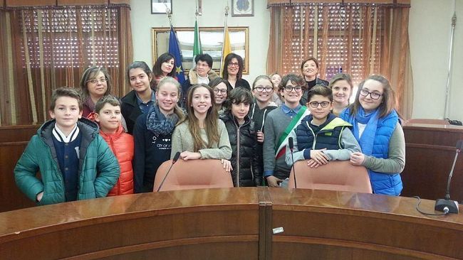 CAMPOBELLO – Si è riunito il Baby Consiglio: Approvate due modifiche al Regolamento e alcune proposte per abbellire e rendere più accogliente la città