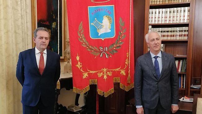 La giunta Grillo ha disposto che lo Sportello Unico per l’edilizia, accetti per le istanze di condono edilizio le perizie giurate prodotte via Pec