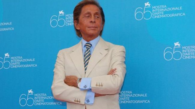 Il mondo della moda piange Valentino, il suo 
