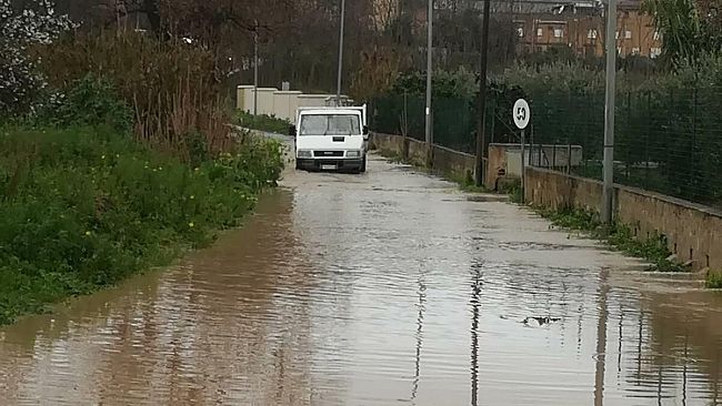 La Commissione dirama l’allerta meteo per domani