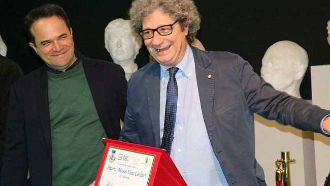 Santa Ninfa, consegnato al giornalista Riccardo Cucchi il Premio “Museo Nino Cordio”