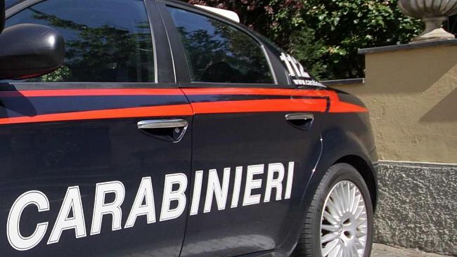 Controlli anticovid dei Carabinieri: ad Alcamo 6 multati e chiuso un bar