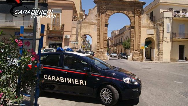 Controli straordinari dei Carabinieri , denunce e numerose sanzioni