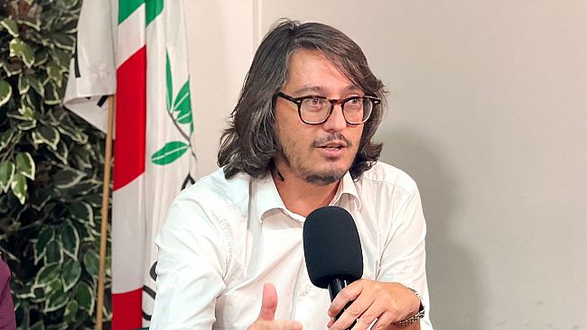 Isole minori, Safina, Casano e Tammaro: «Dalla Regione accanimento contro gli isolani»