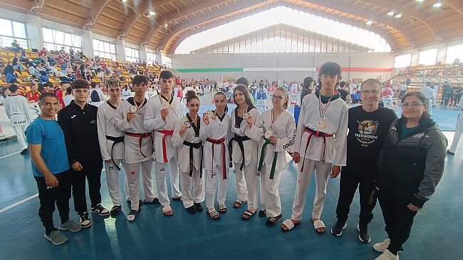 ​Fighter Taekwondo, pioggia di medaglie per i combattenti mazaresi al Campionato Interregionale Calabria 2026