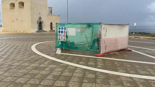 Iniziati i lavori per la posa della statua di Giovanni Paolo II. L’opera bronzea del maestro Mazarese sarà inaugurata prima di Pasqua