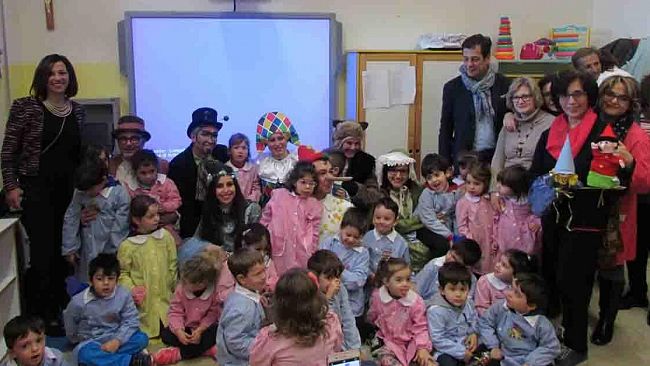 marsala-pinocchio-e-le-lim-nella-scuola-i-c-pellegrino-l-open-day-coniuga-fiaba-e-tecnologia