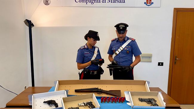 Marsala, arrestati due pregiudicati per detenzione di armi clandestine