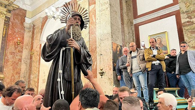 Trapani, ieri la scinnuta di “Santu Patre”