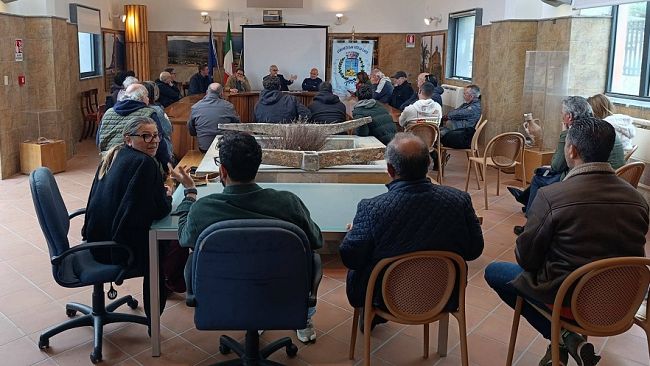 ​San Vito Lo Capo. Operatori turistici e amministratori a confronto su servizi e movida