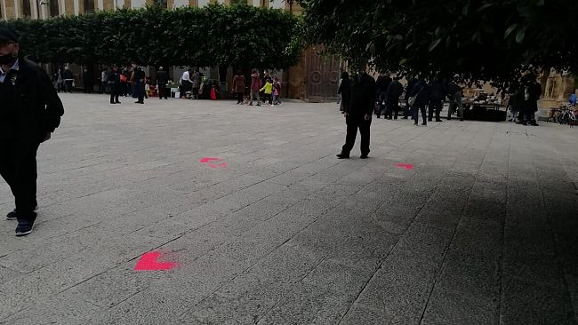 Gli orrendi stalli non sono di vernice indelebile , ma a lenta degradazione 