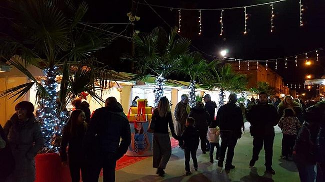 “Mercatini di Natale” LOL, OLAF, Paperino e Peppa Pig e domenica in Chiesa Madre il concerto diretto dal maestro Cutrona
