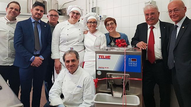 L’Istituto Alberghiero di Erice vince il Premio al concorso nazionale di gelateria “Carlo Pozzi” – il gelato in passerella