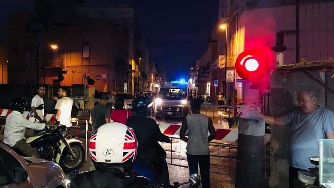 Mazara, autoambulanze ferme al passaggio a livello. Nel Piano della Giunta Quinci l’eliminazione della ferrovia in Città.