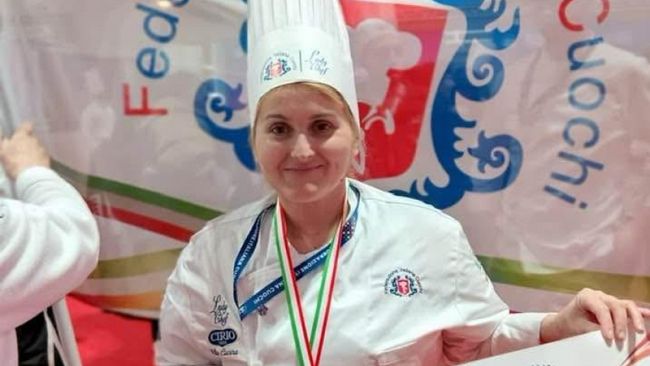 Campionati italiani cucina di Rimini: secondo posto per la lady chef siciliana Andrei Andreea 