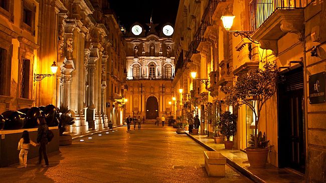 Trapani, omicidio nella notte nel Centro Storico