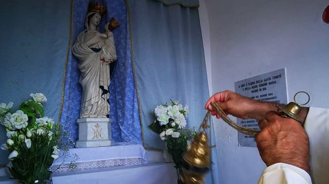 Marettimo, la “Madonna del rotolo” rientra nella sua edicola