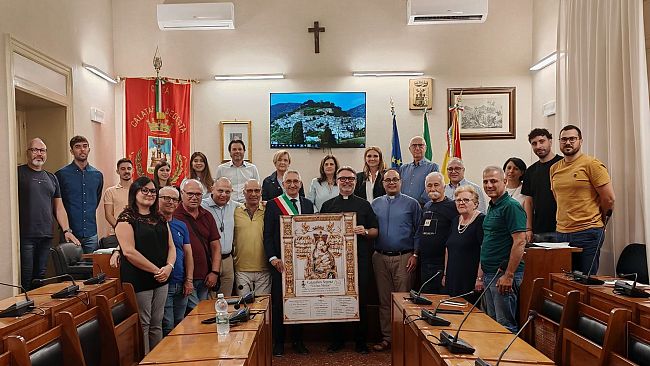 calatafimi-segesta-il-consiglio-comunale-proclama-la-citta-civitas-mariae