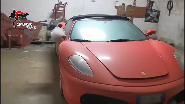 Operazione Nirvana: smantellata rete criminale dedita a frodi, spaccio e occupazioni illecite
