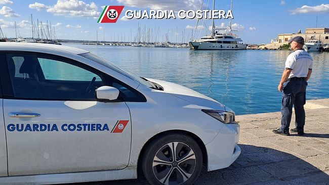 ​Trapani. Fermo amministrativo in porto per una nave commerciale
