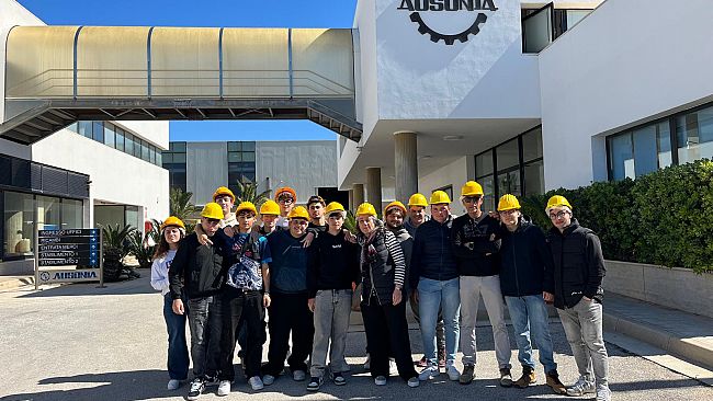 La visita all’Ausonia di Marsala dell’Istituto Industriale: la scoperta dell'energia globale